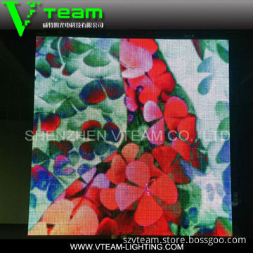 P12 Outdoor Wall Glass LED Display Screen for Commercial Advertising